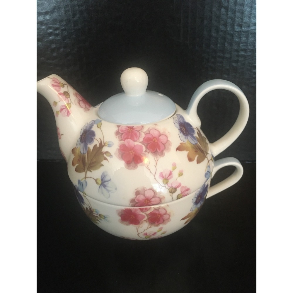New STECHCOL GRACIE CHINA  STACKED TEAPOT AND CUP flower GARDEN